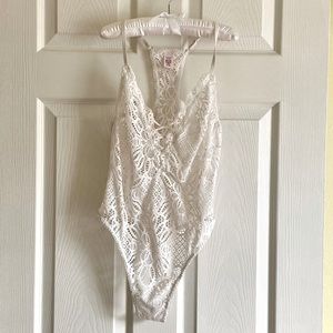 Preloved, Victoria Secret Racer Back Lace Teddy, Small.